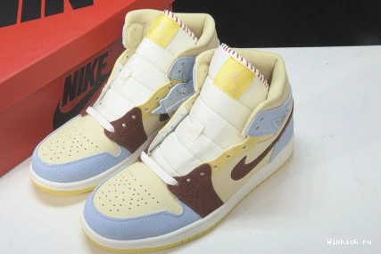 CHATEAU MS FEARLESS JORDAN SE MID AIR 1 0713